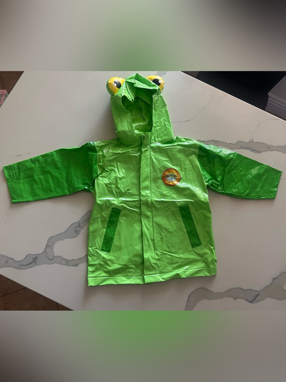 Melissa & Doug Sunny Patch Bright Green Frog Hooded Raincoat with Eyes